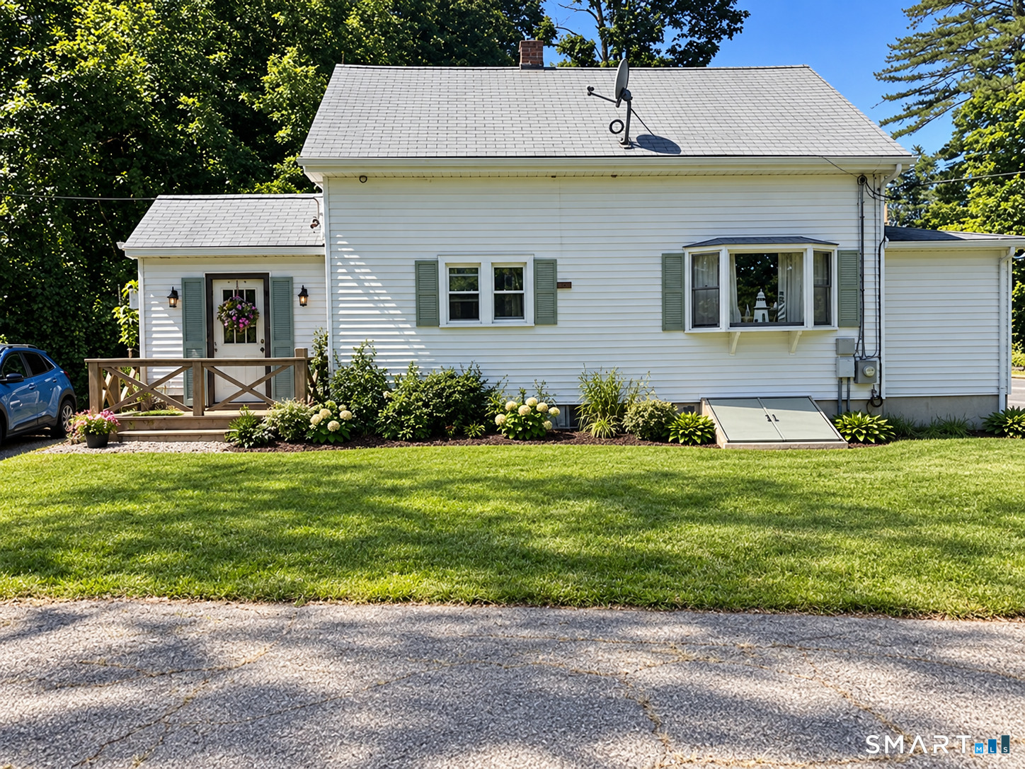 737 Litchfield Turnpike New Hartford CT 06057