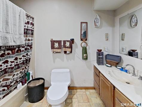 737 Litchfield Turnpike New Hartford CT 06057