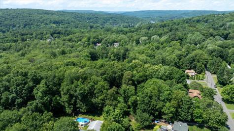 41 Verville Road Avon CT 06001