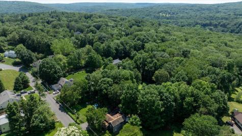 41 Verville Road Avon CT 06001