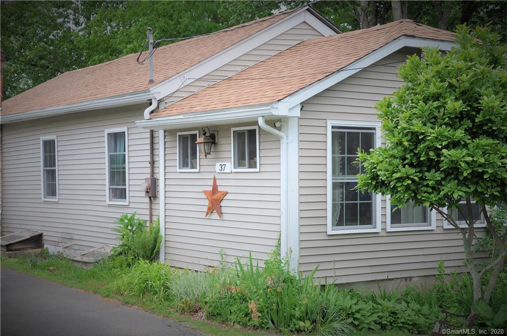 37 Beach Road Clinton CT 06413