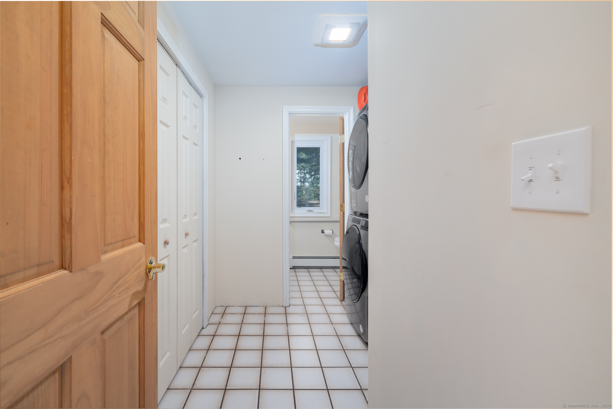 18 Meadowlark Road Simsbury CT 06092