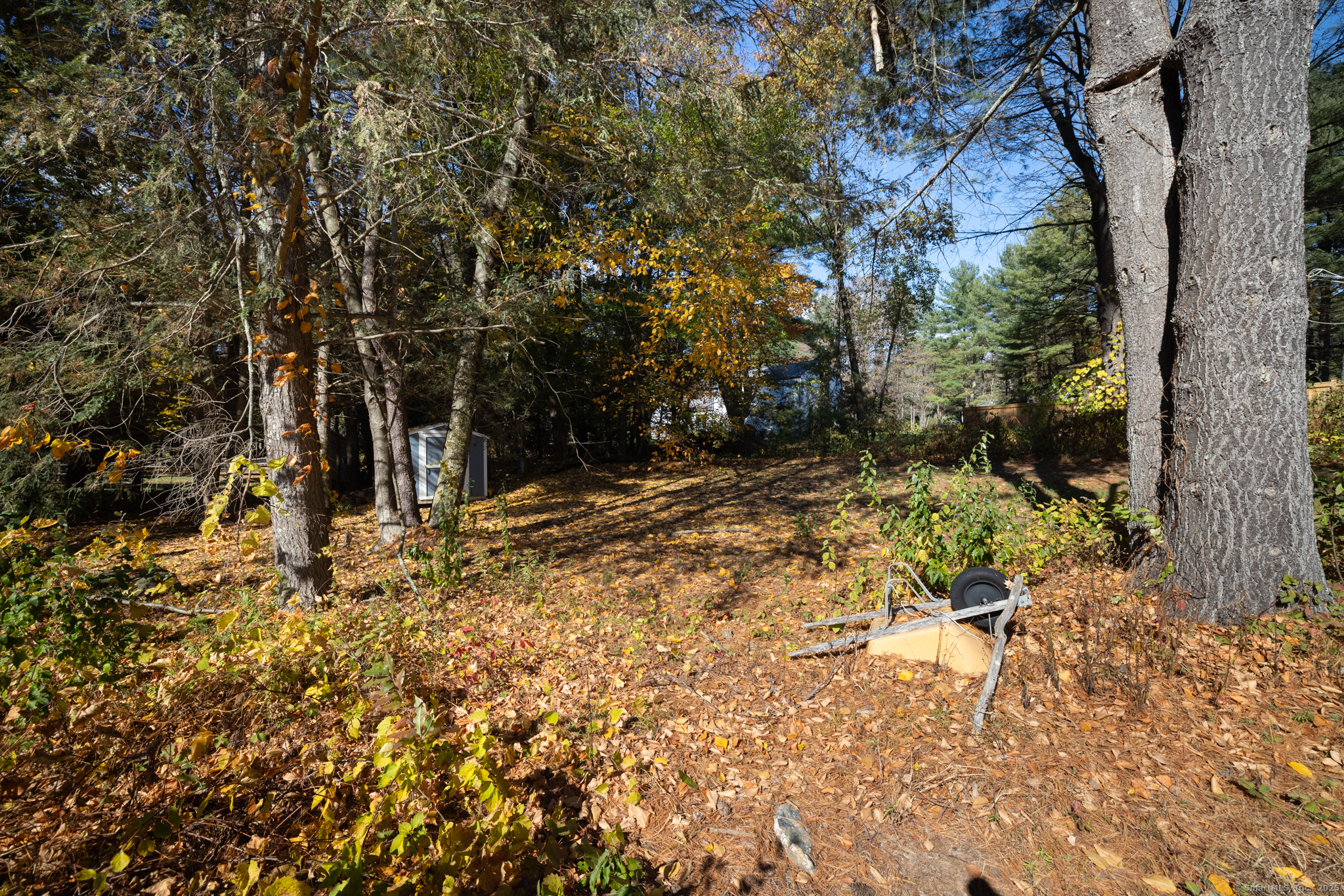 18 Meadowlark Road Simsbury CT 06092