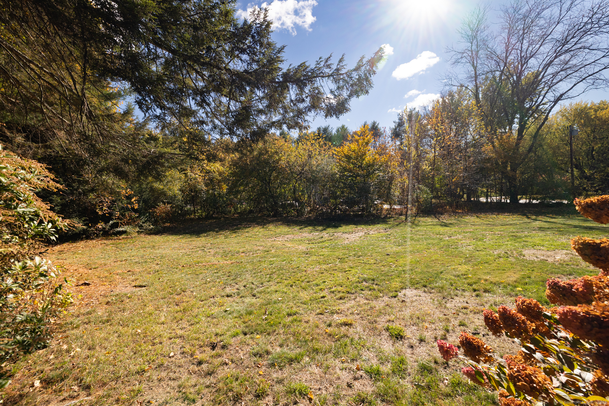 18 Meadowlark Road Simsbury CT 06092