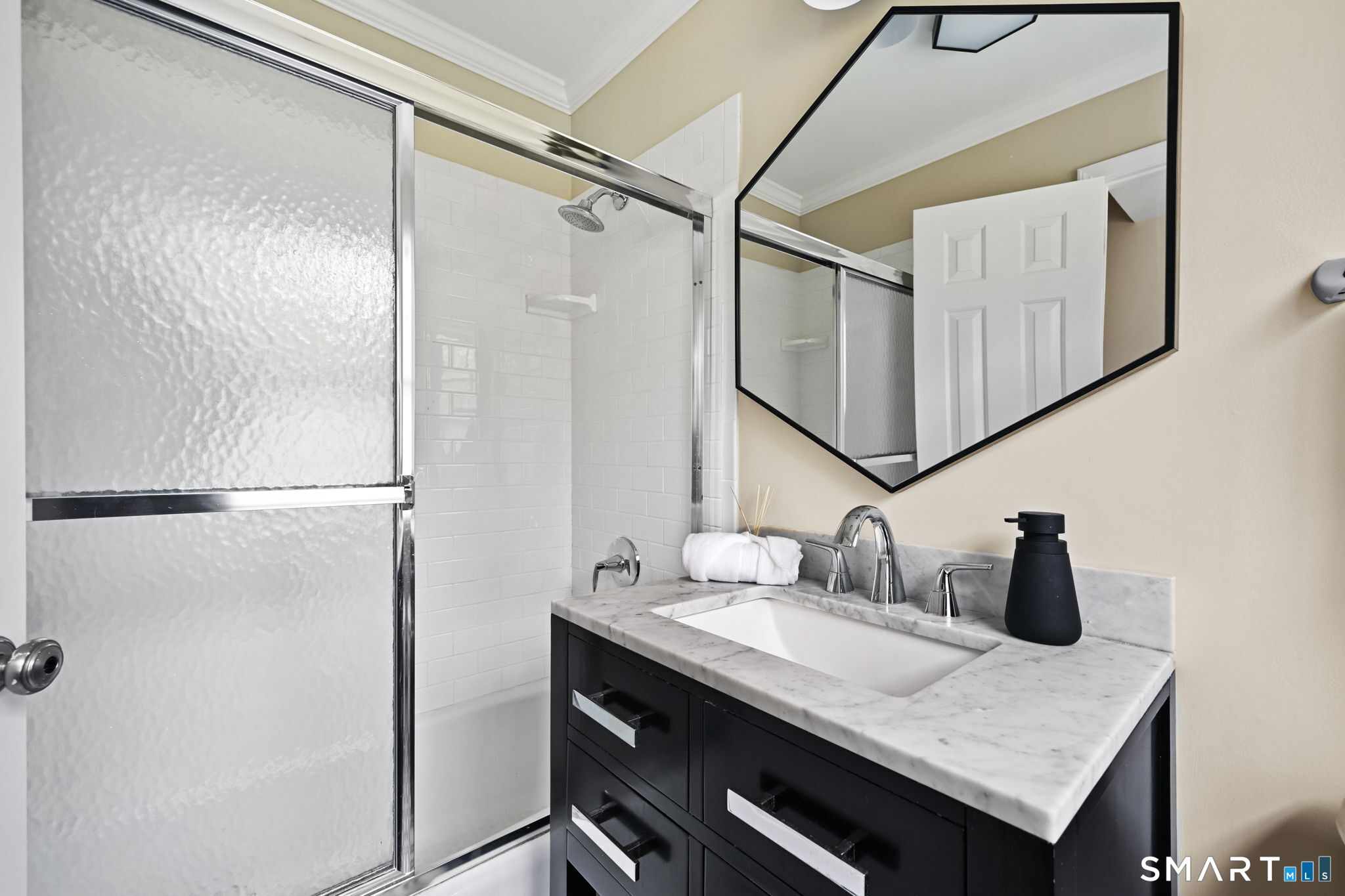 35 Canoe Hill Road New Canaan CT 06840
