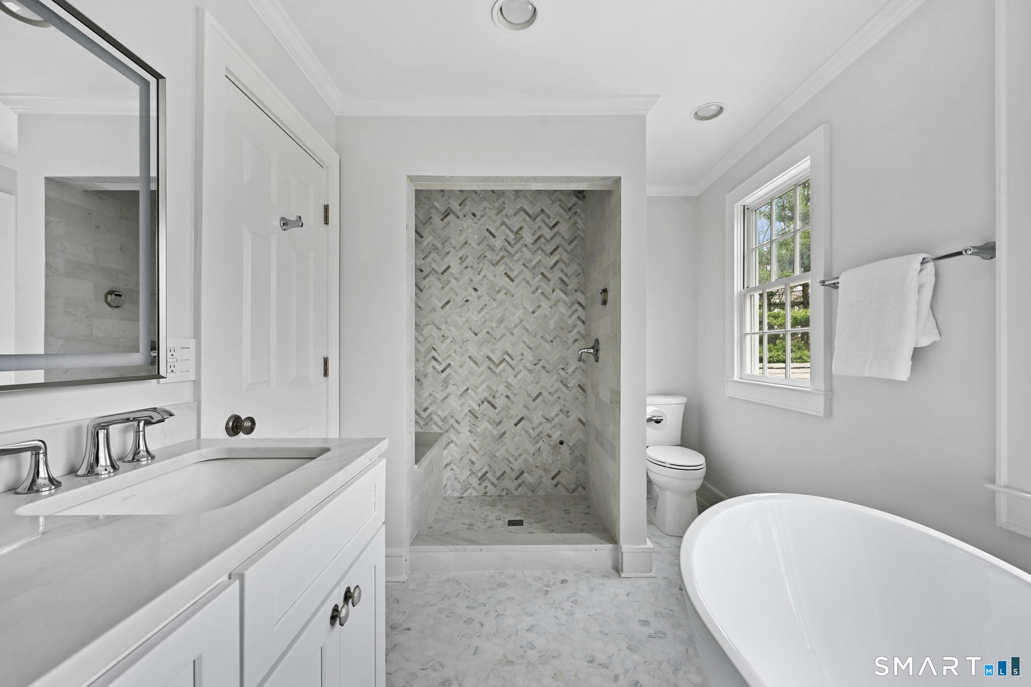 35 Canoe Hill Road New Canaan CT 06840