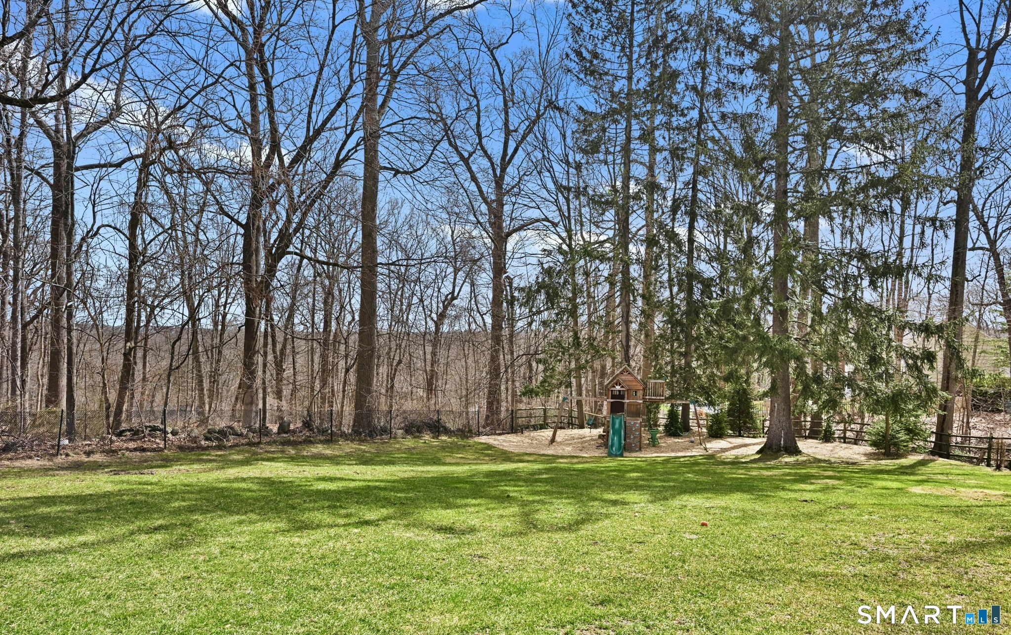 35 Canoe Hill Road New Canaan CT 06840