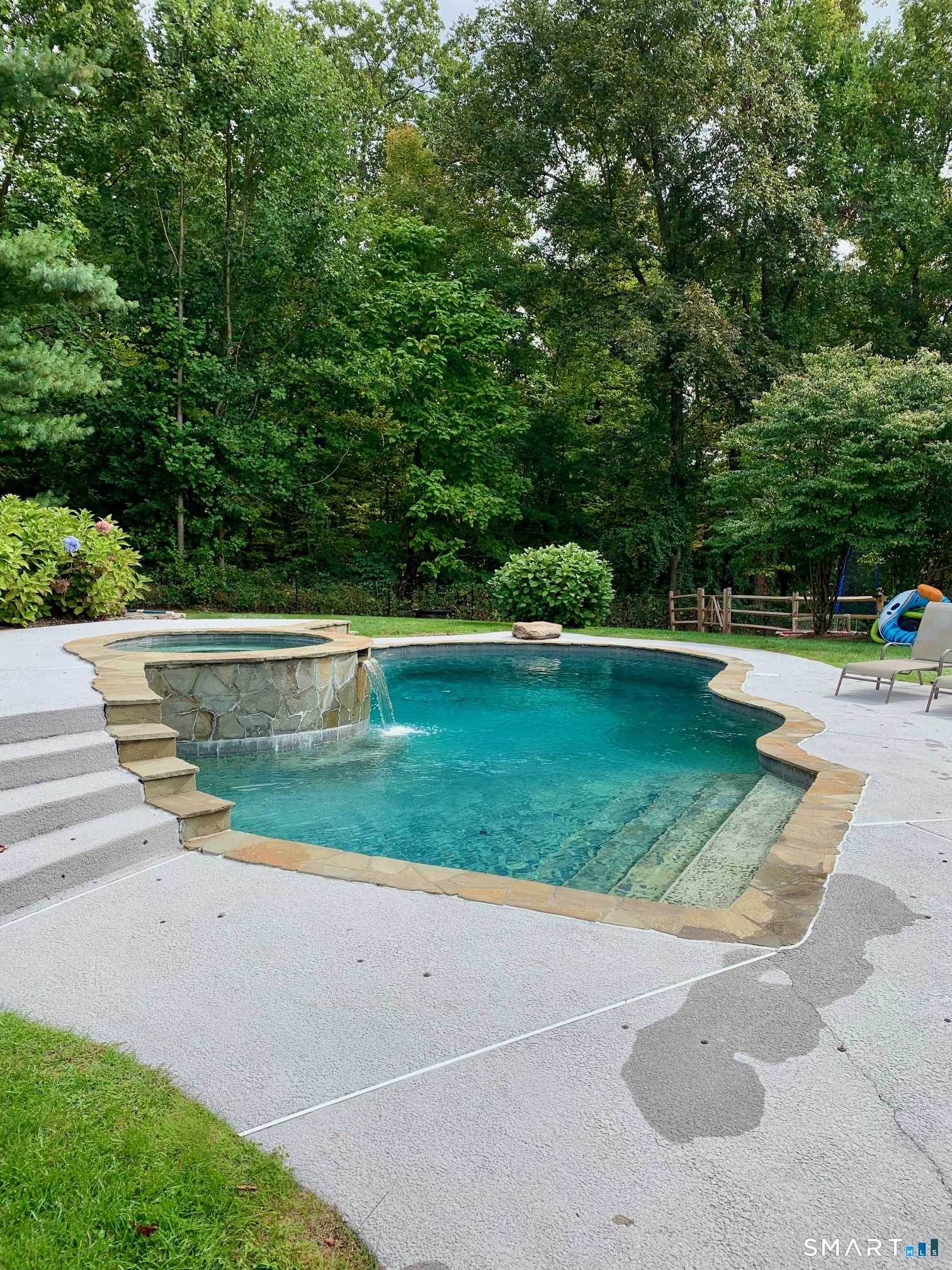 35 Canoe Hill Road New Canaan CT 06840