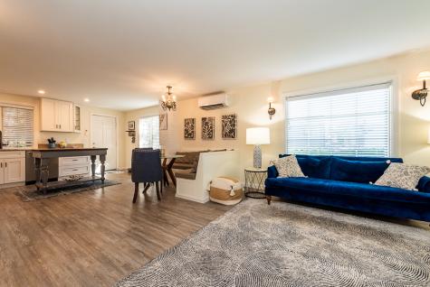 11 North Main Street Essex CT 06426