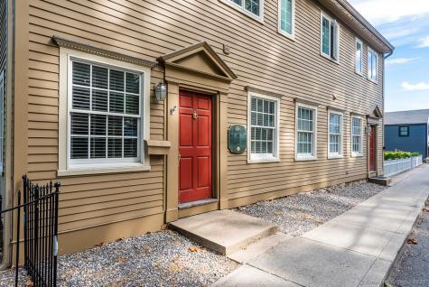 11 North Main Street Essex CT 06426