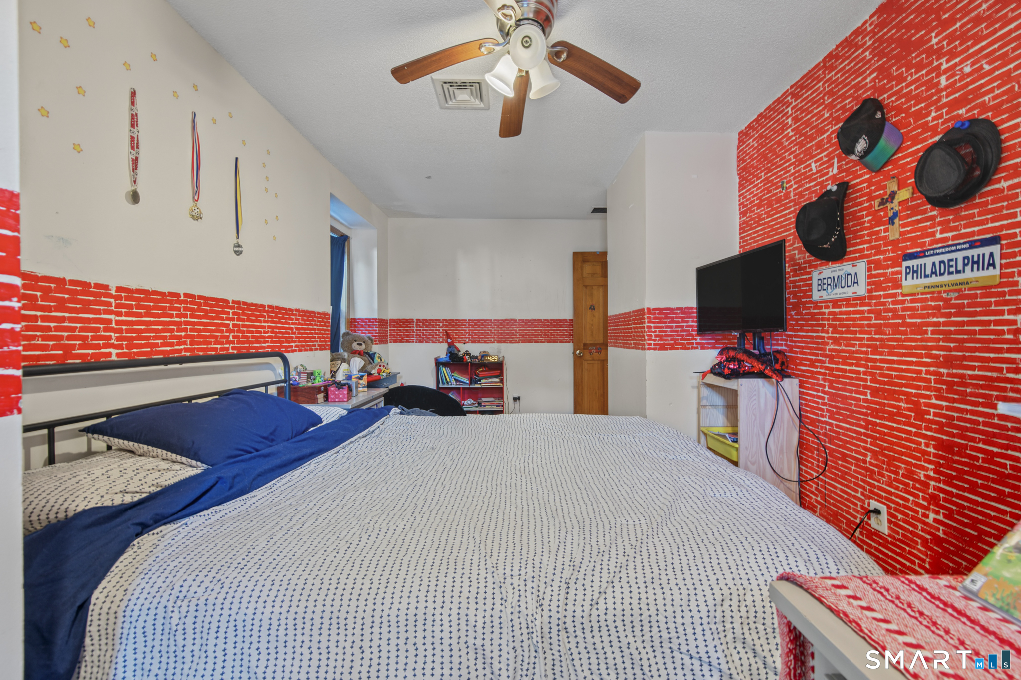 22 Running Brook Road Waterbury CT 06704