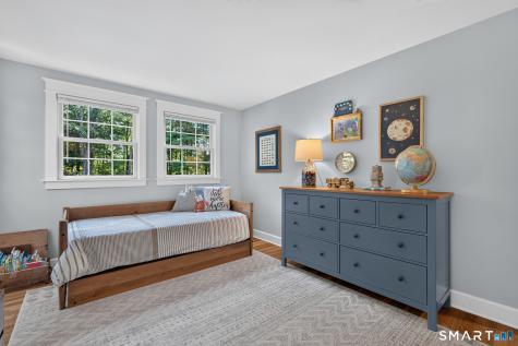26 Minister Brook Drive Simsbury CT 06070