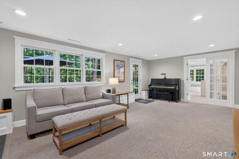 26 Minister Brook Drive Simsbury CT 06070