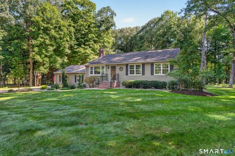 26 Minister Brook Drive Simsbury CT 06070