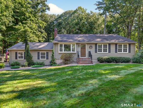 26 Minister Brook Drive Simsbury CT 06070
