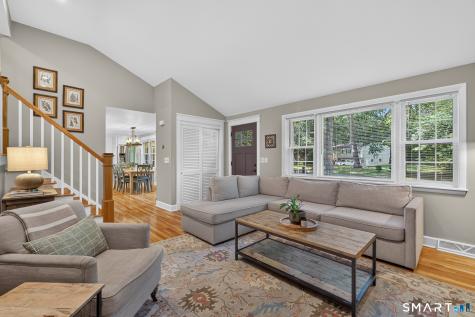 26 Minister Brook Drive Simsbury CT 06070