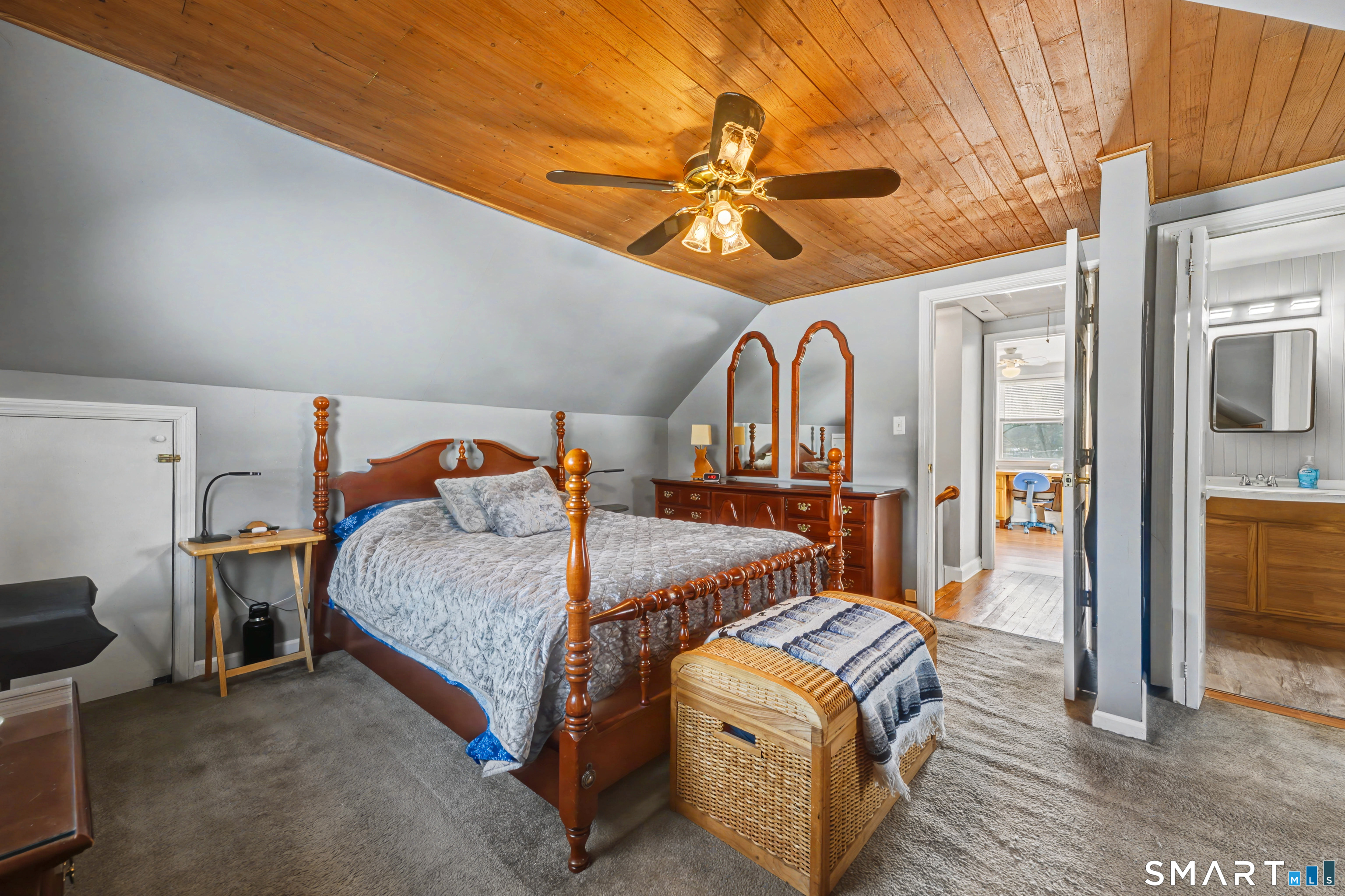 101 Pool Road North Haven CT 06473
