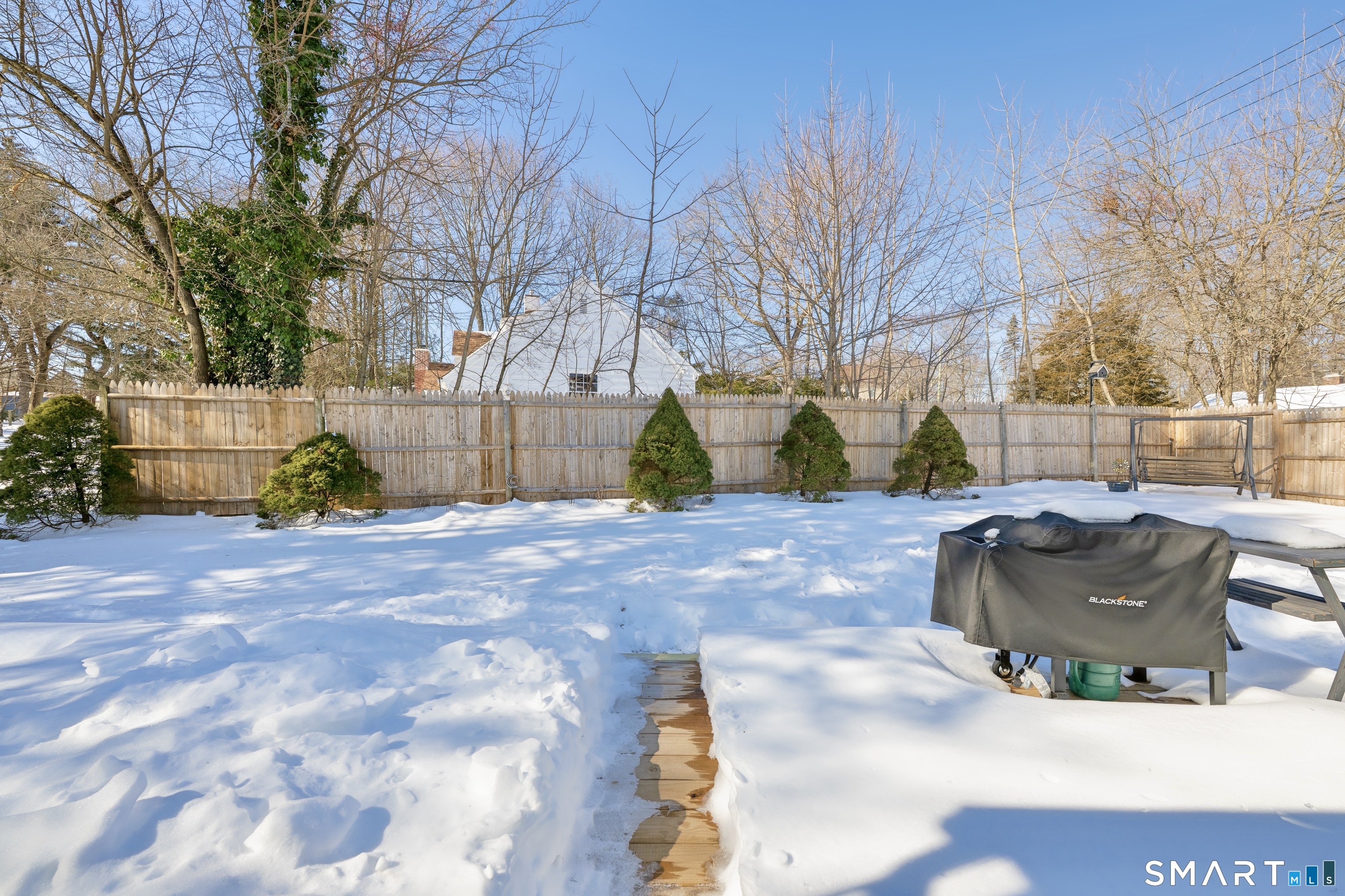 101 Pool Road North Haven CT 06473