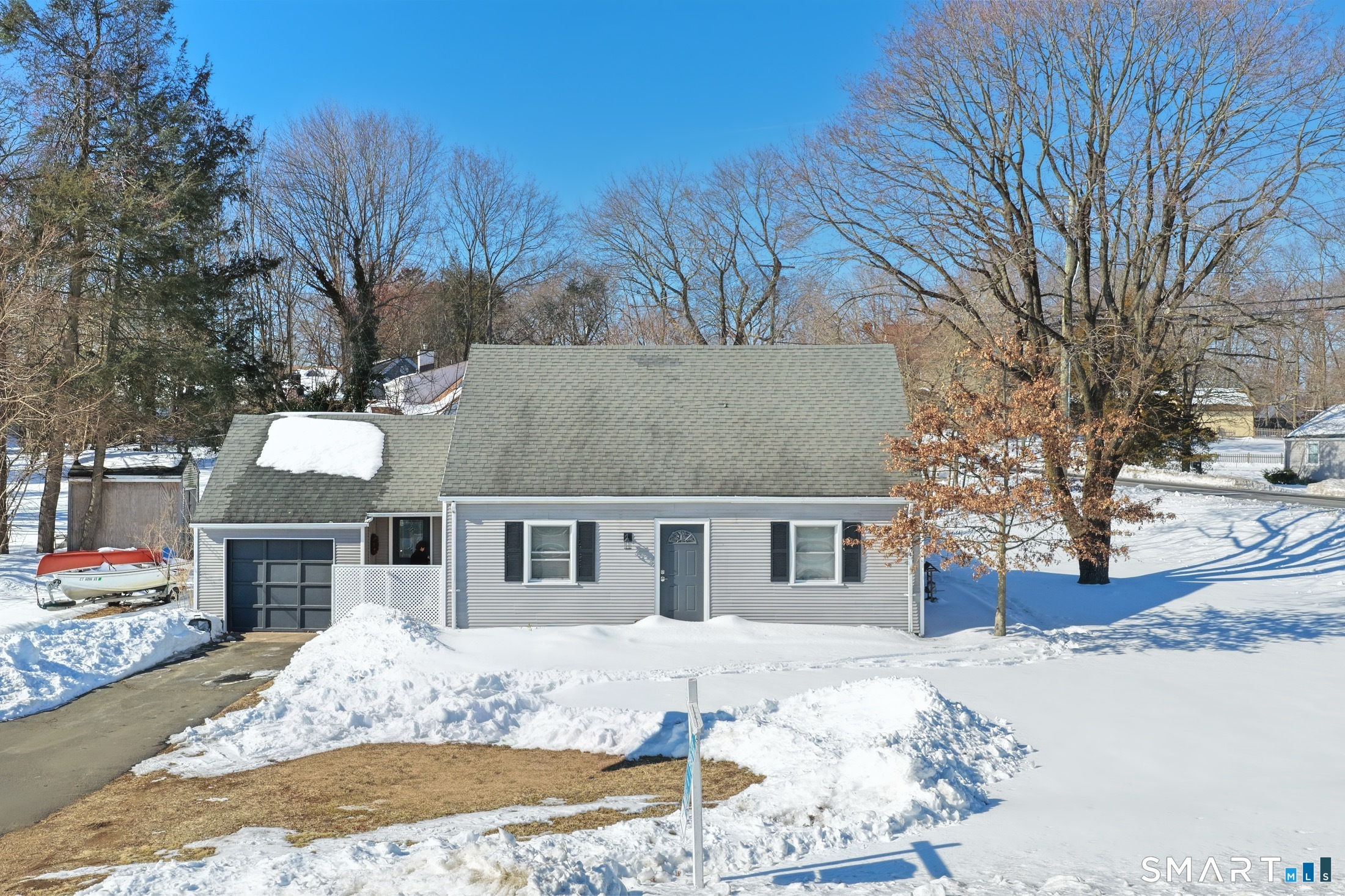 101 Pool Road North Haven CT 06473
