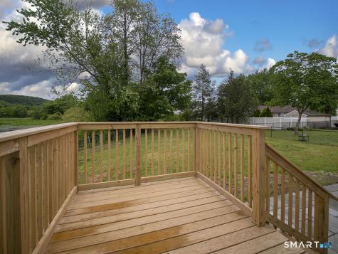 6 Warren Road Woodbridge CT 06525