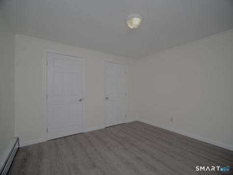 6 Warren Road Woodbridge CT 06525