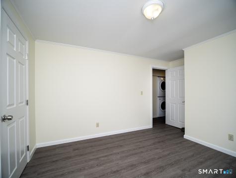 6 Warren Road Woodbridge CT 06525