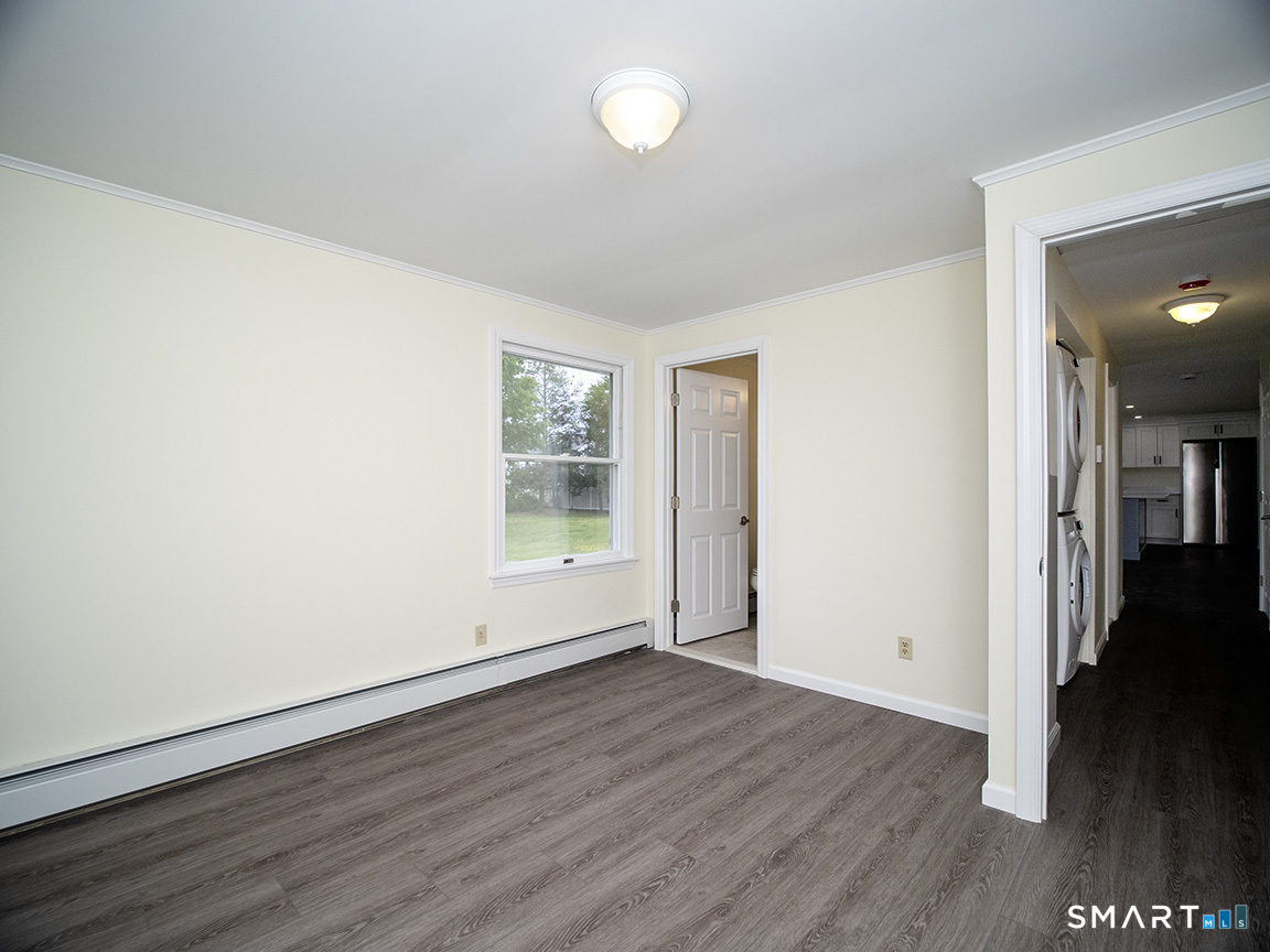 6 Warren Road Woodbridge CT 06525