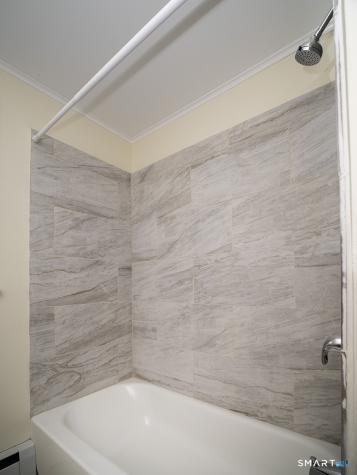 6 Warren Road Woodbridge CT 06525