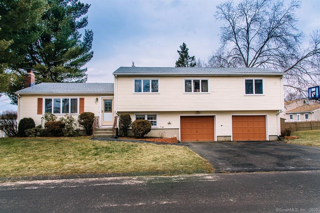 261 Hickory Hill Drive Waterbury CT 06708