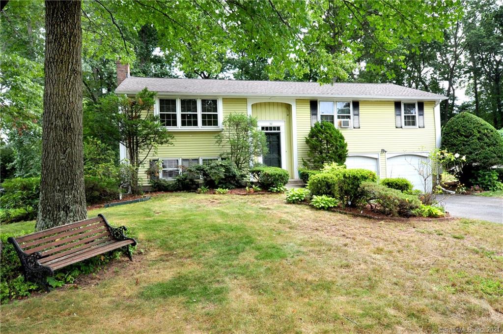 32 Whitney Circle Windsor CT 06095