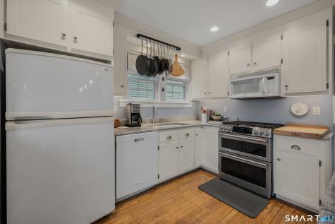 181 Ocean View Avenue Groton CT 06355