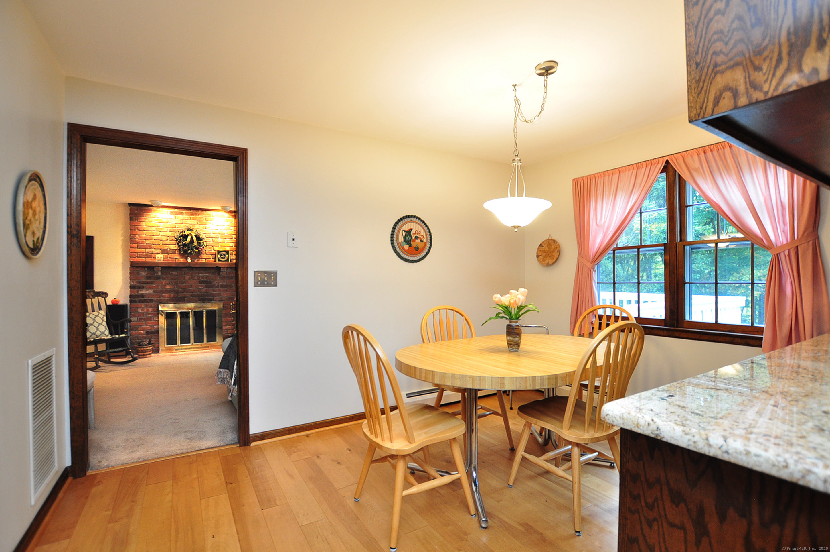 6 Highwood Road Canton CT 06019