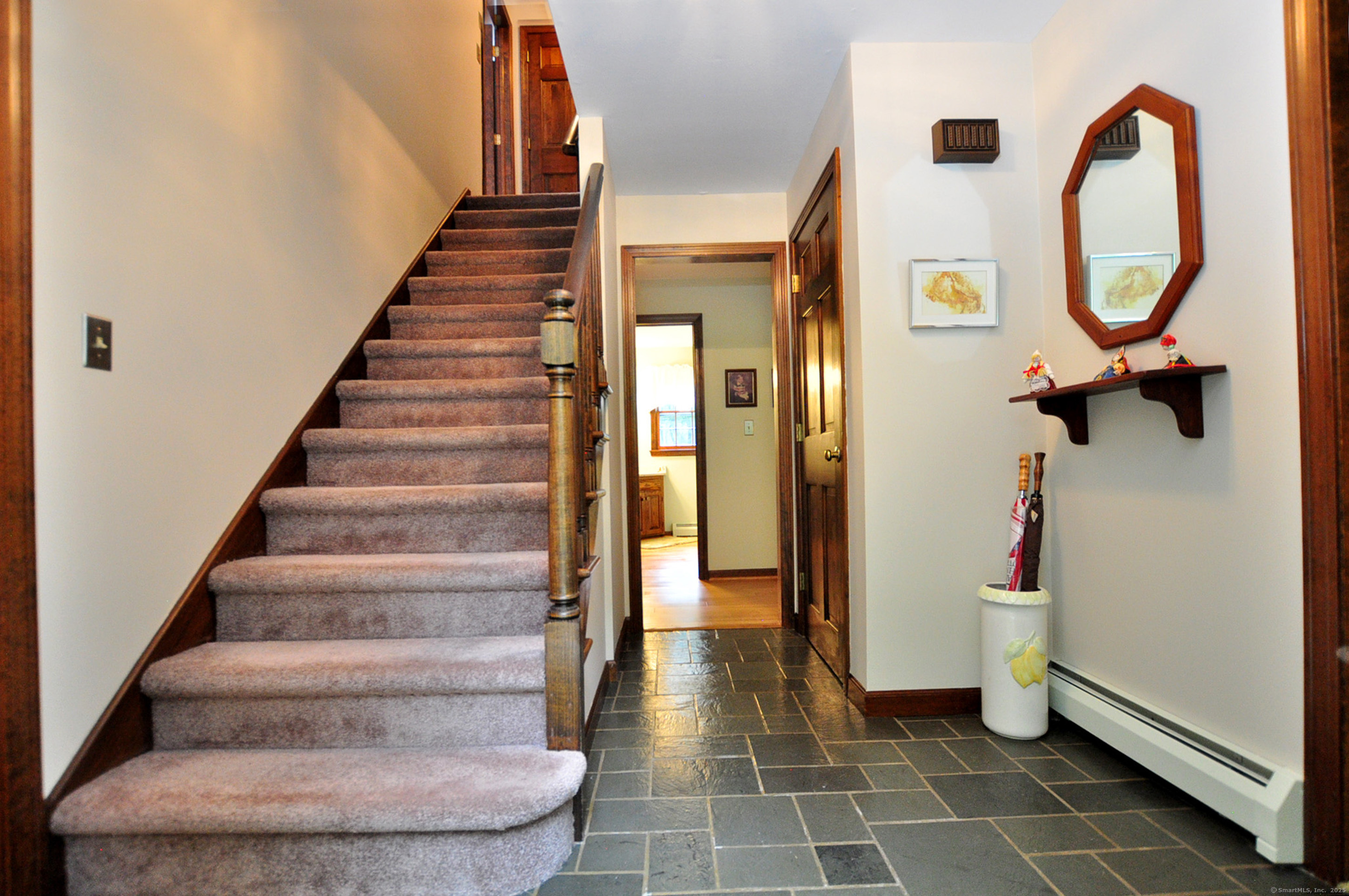 6 Highwood Road Canton CT 06019