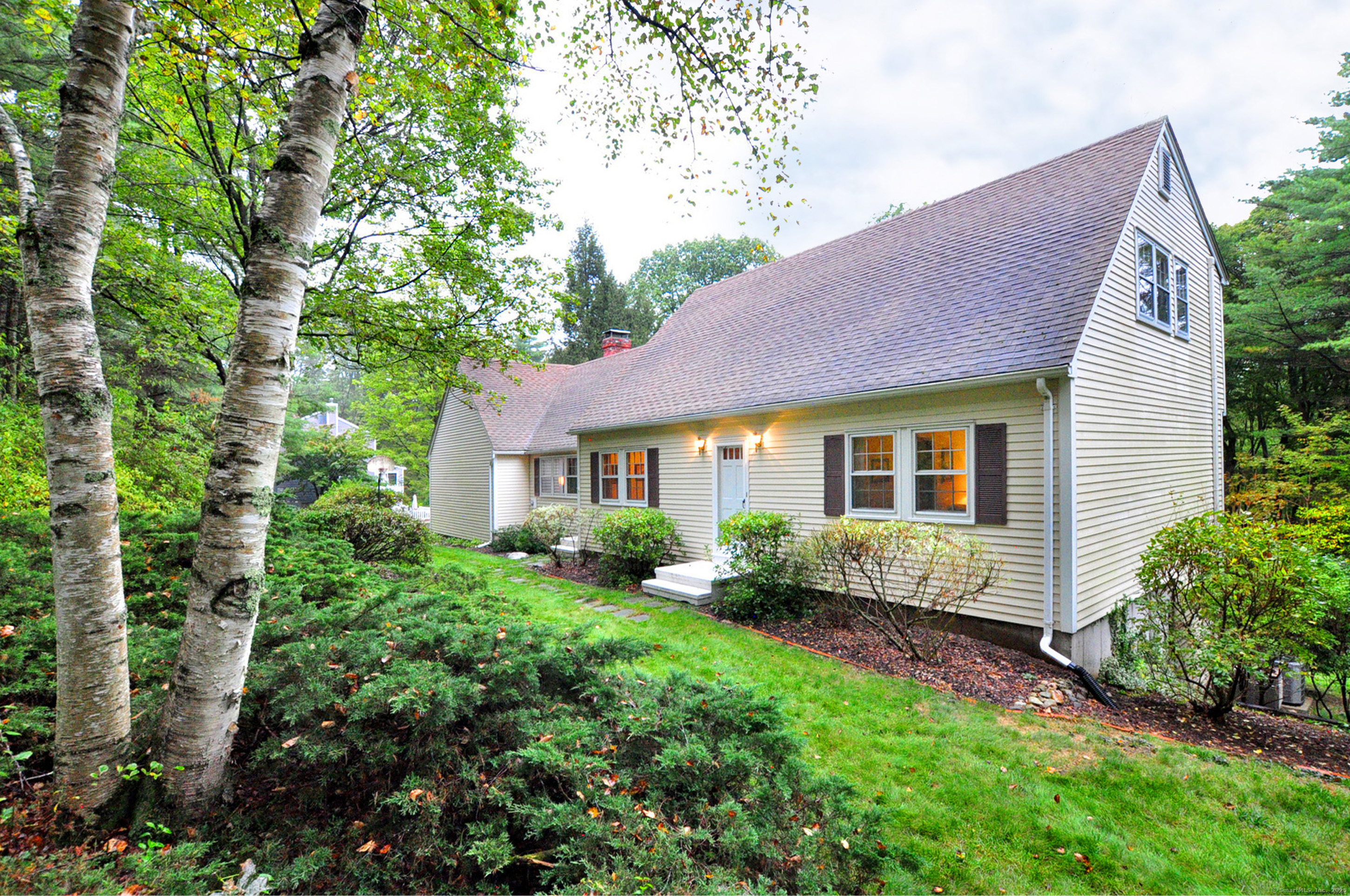 6 Highwood Road Canton CT 06019