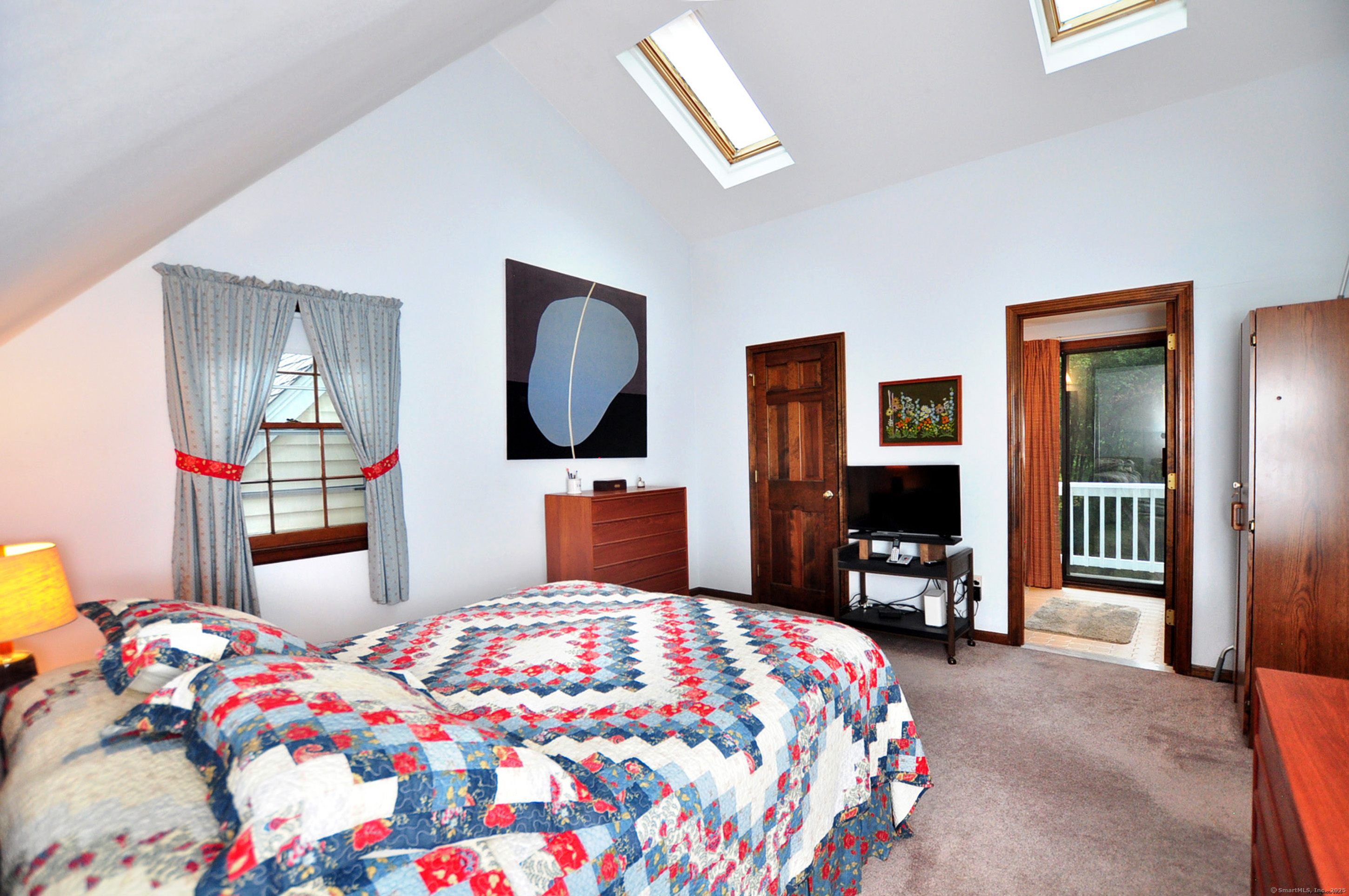 6 Highwood Road Canton CT 06019