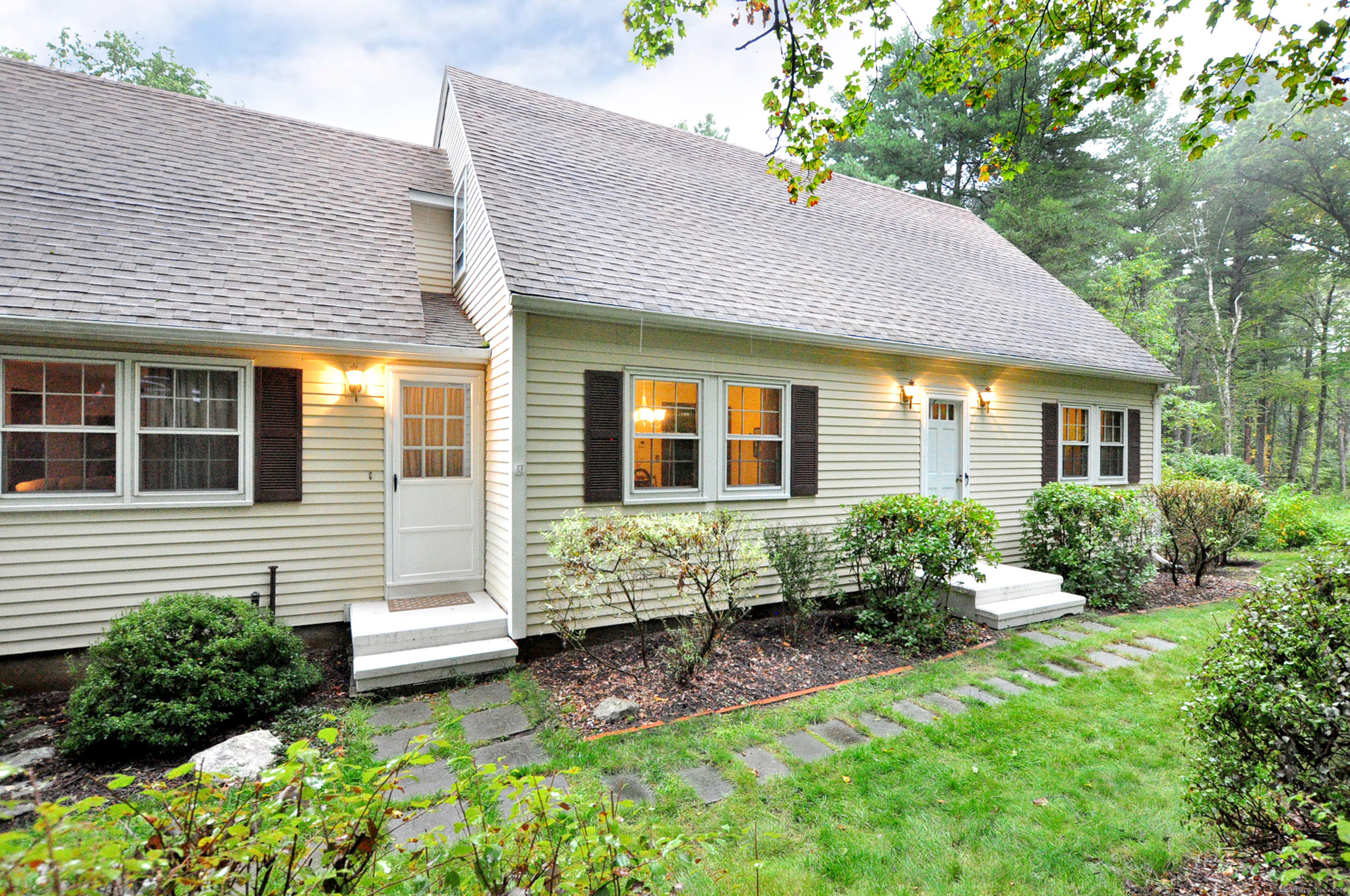 6 Highwood Road Canton CT 06019