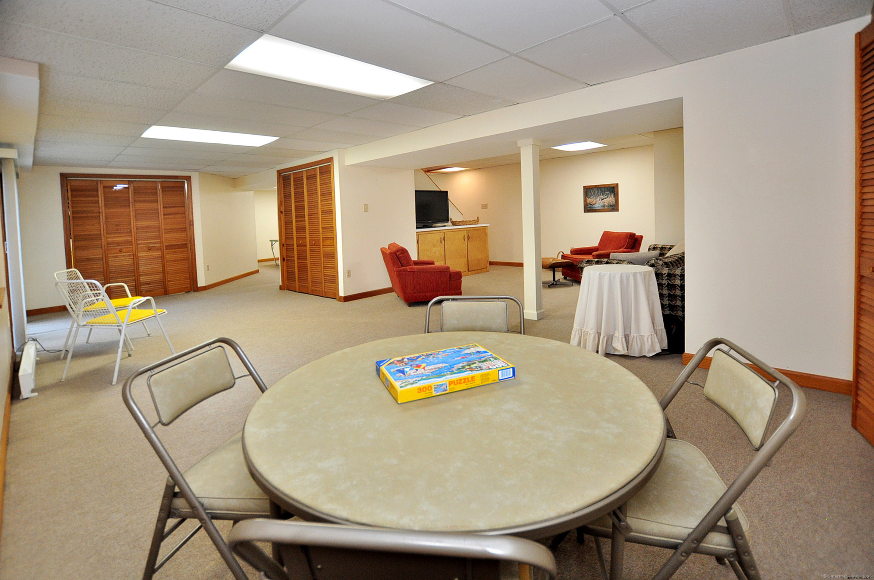 6 Highwood Road Canton CT 06019