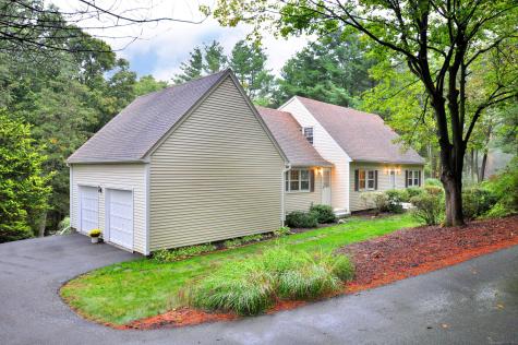 6 Highwood Road Canton CT 06019