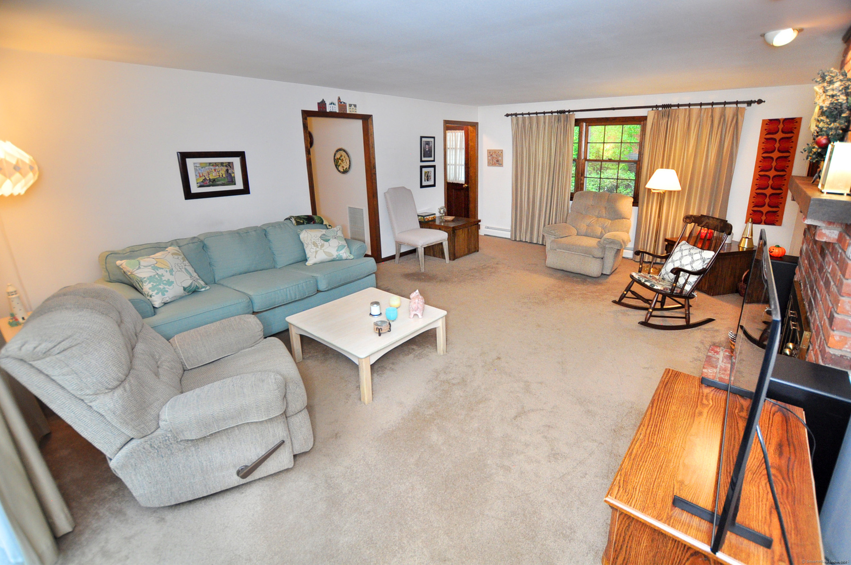 6 Highwood Road Canton CT 06019