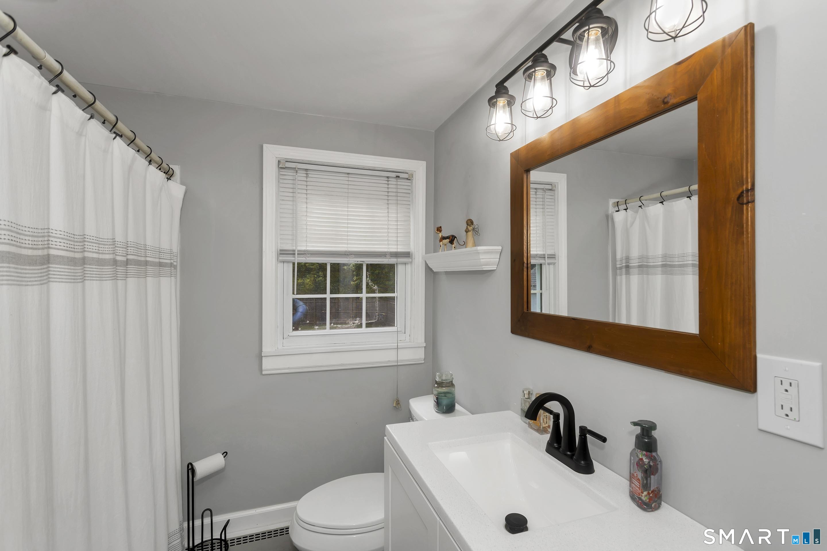 18 Wilstar Circle Enfield CT 06082