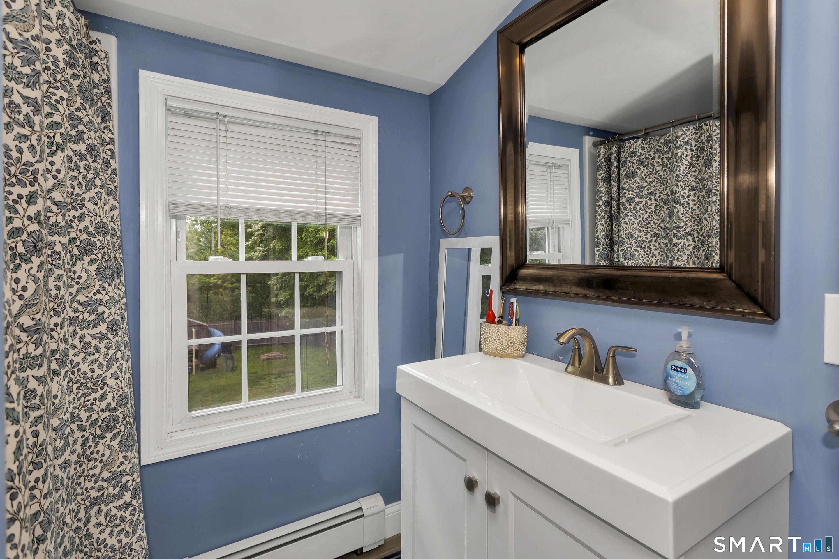 18 Wilstar Circle Enfield CT 06082