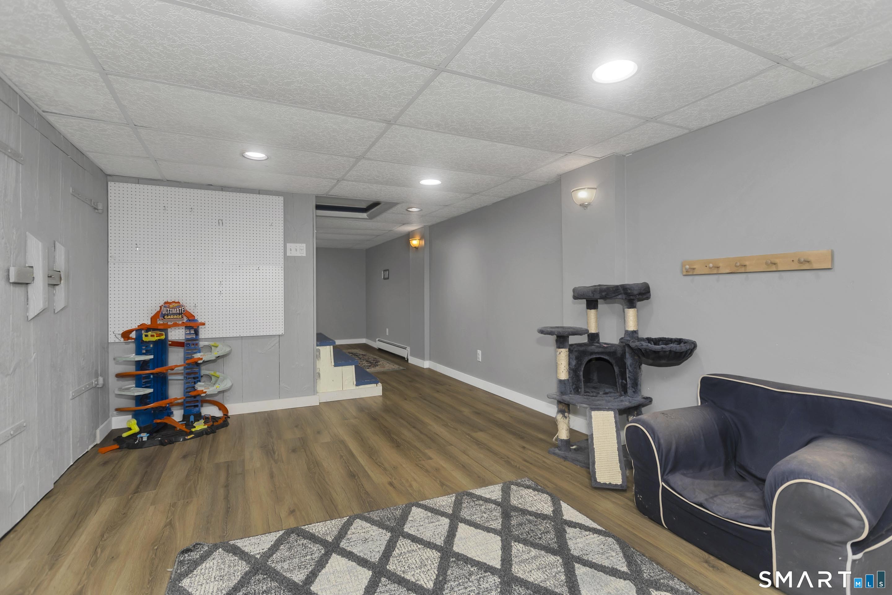 18 Wilstar Circle Enfield CT 06082