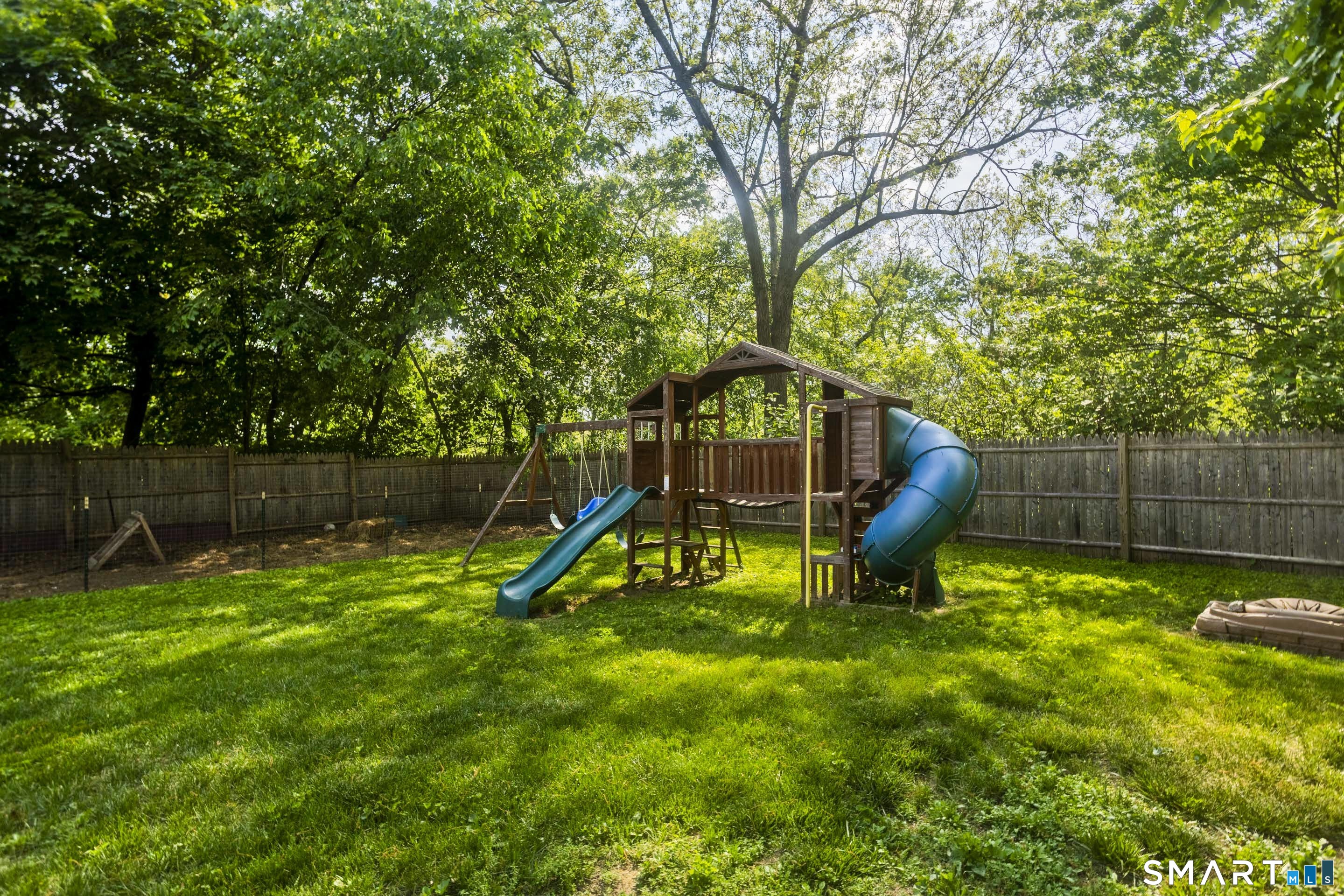 18 Wilstar Circle Enfield CT 06082