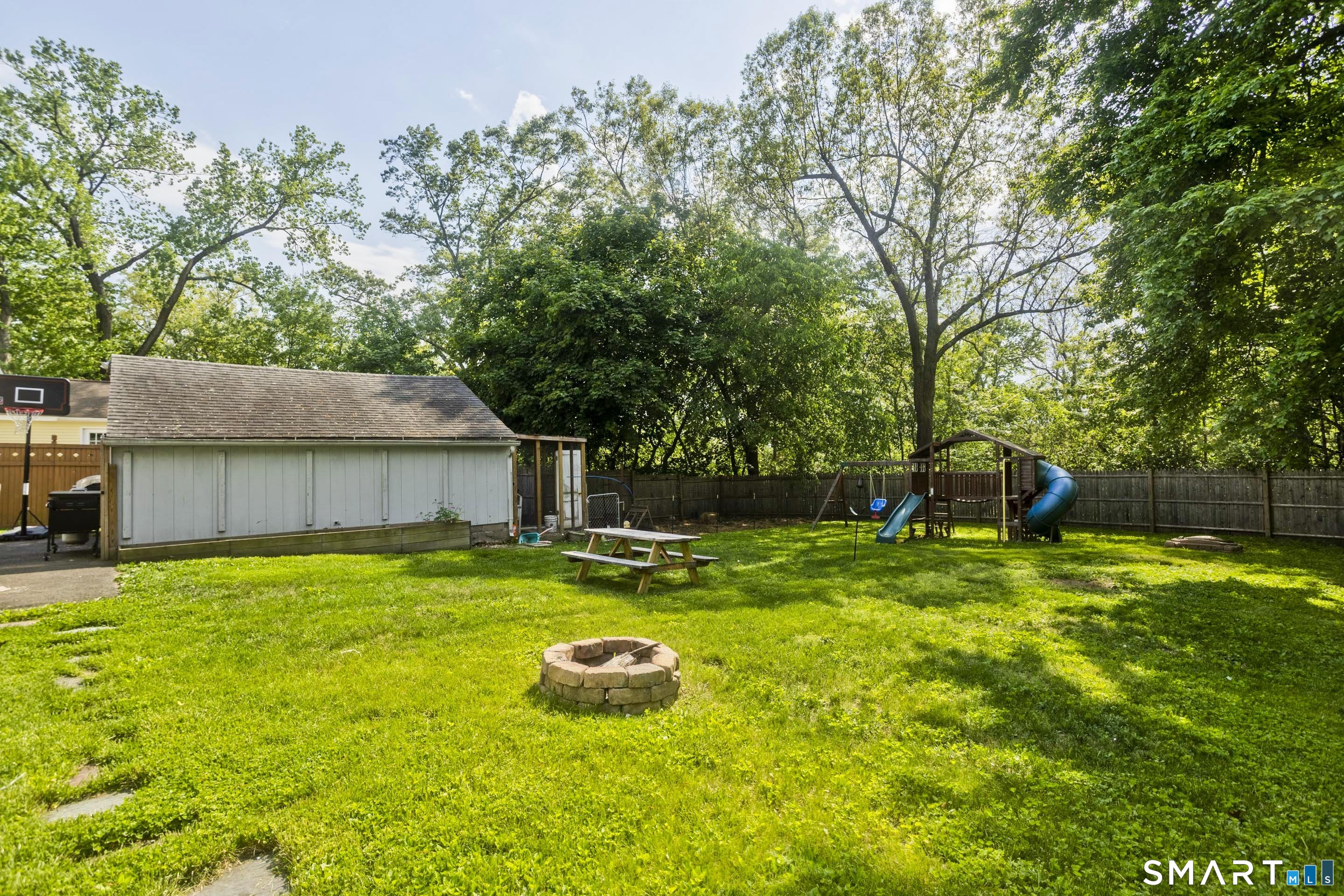 18 Wilstar Circle Enfield CT 06082