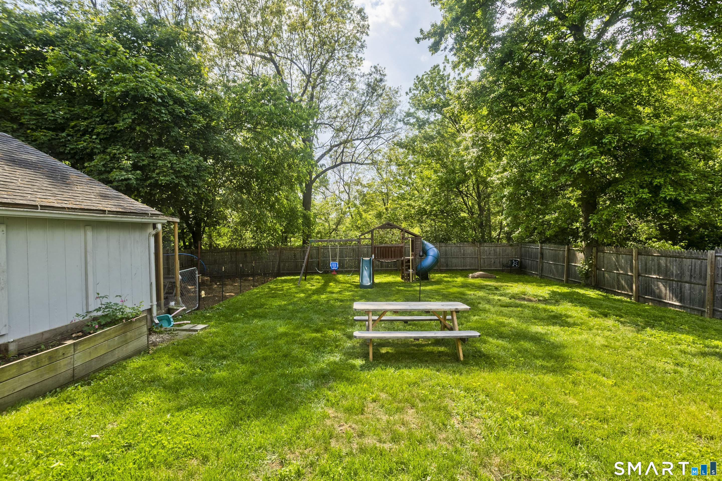 18 Wilstar Circle Enfield CT 06082