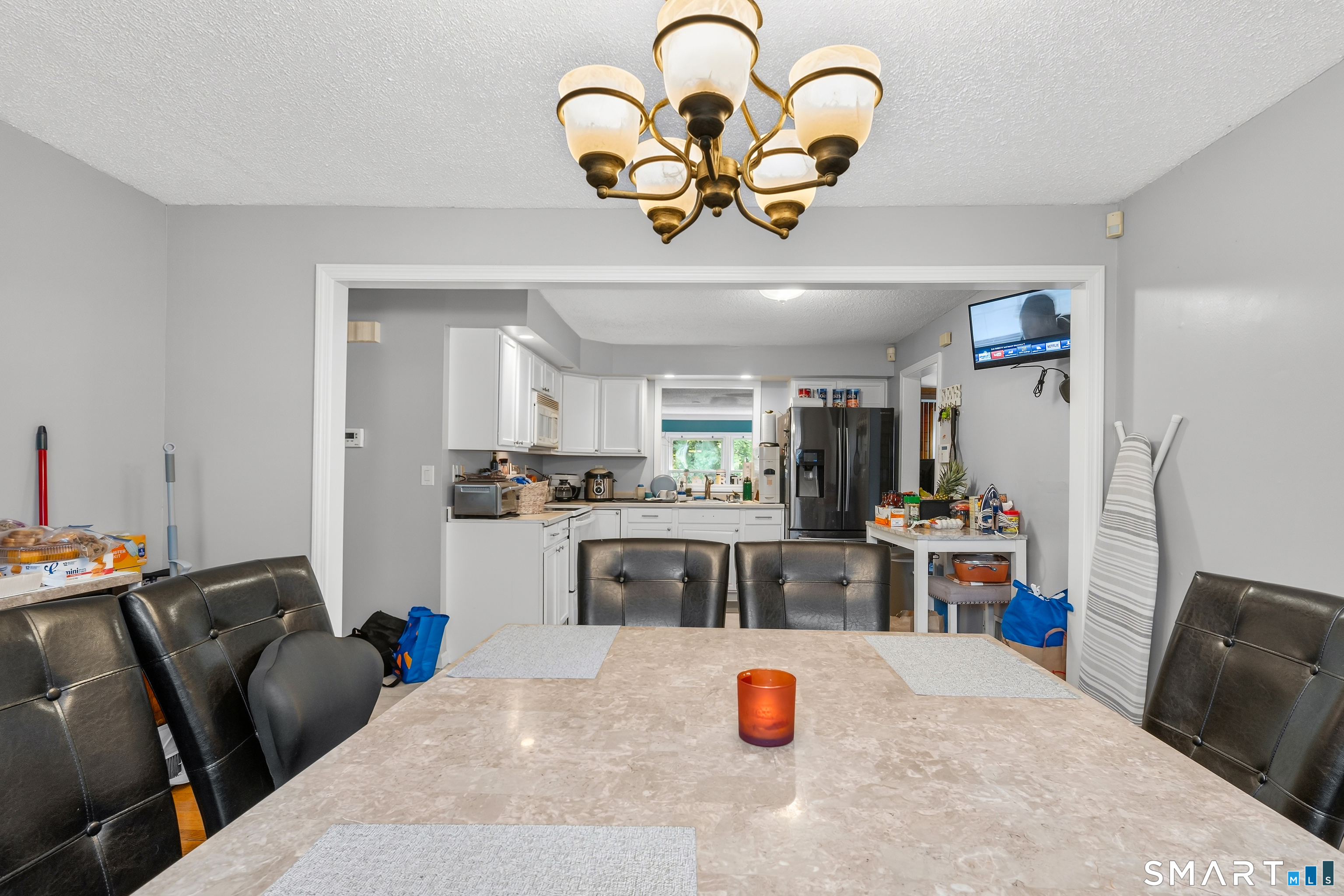 25 White Drive Hamden CT 06514