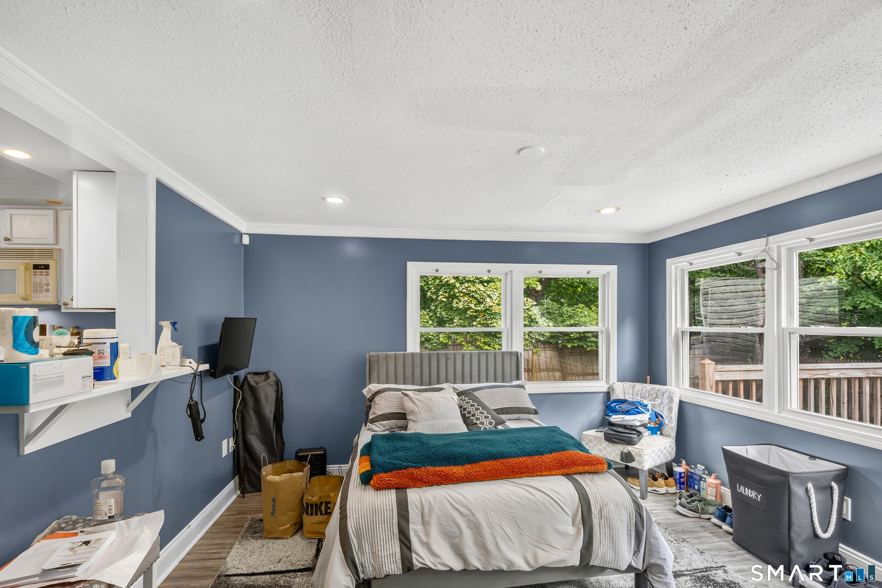 25 White Drive Hamden CT 06514