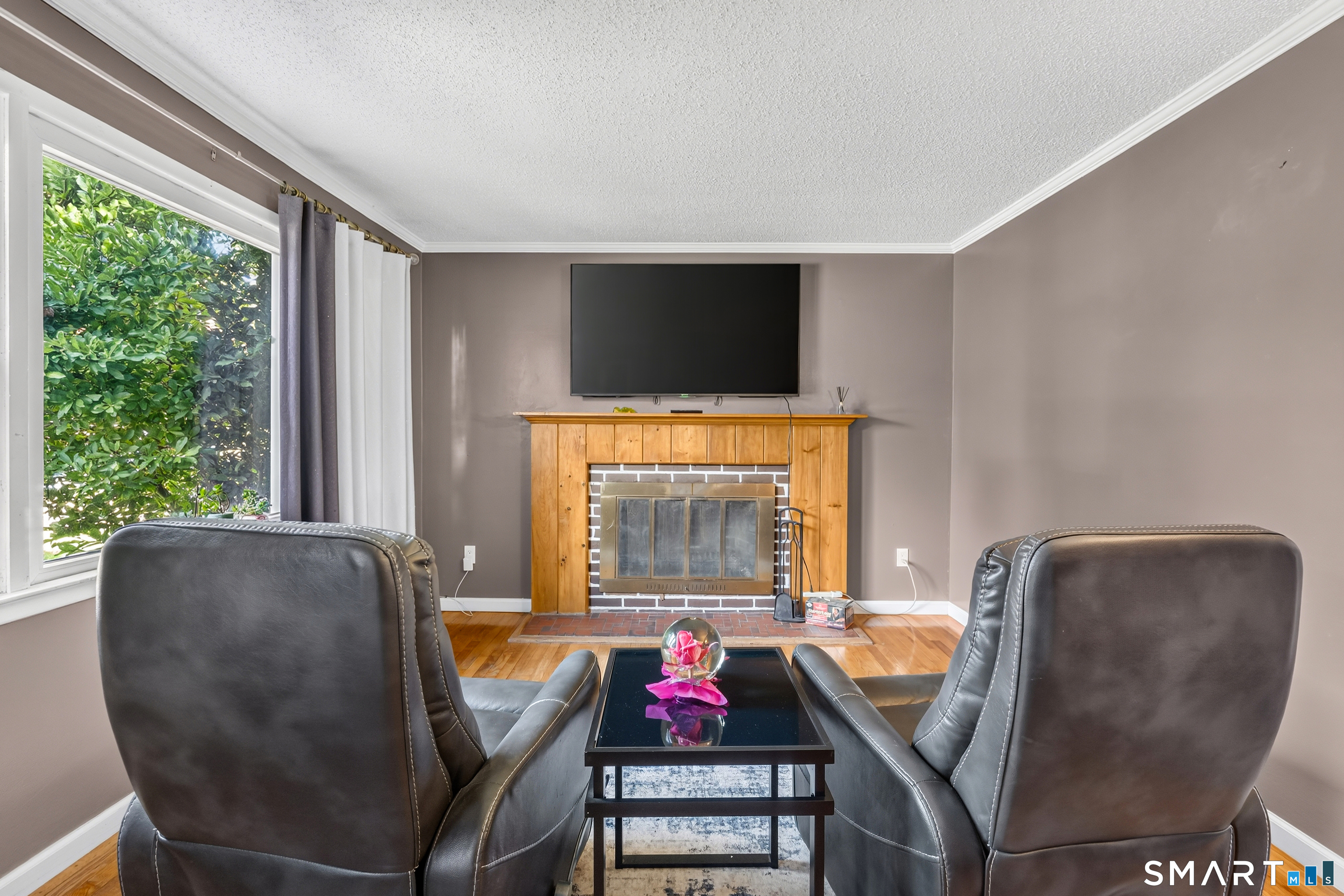 25 White Drive Hamden CT 06514