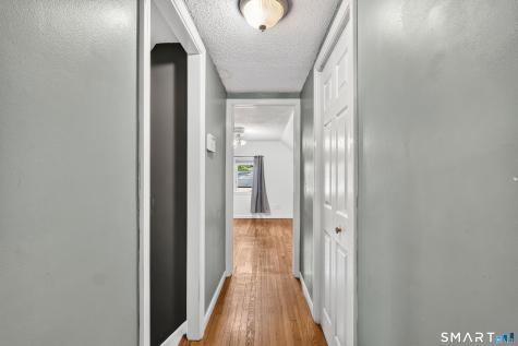 25 White Drive Hamden CT 06514
