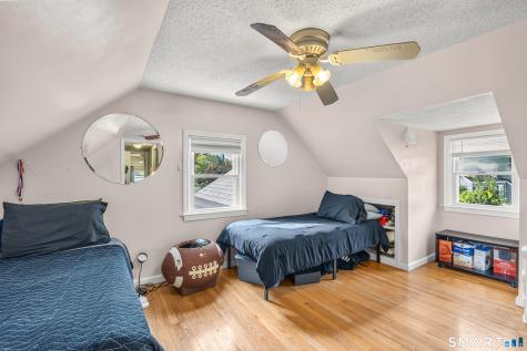 25 White Drive Hamden CT 06514